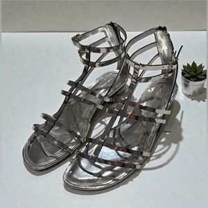 Tory Burch Capri Gladiator Metallic Silver Strapp‎ Sandals 9.5M
